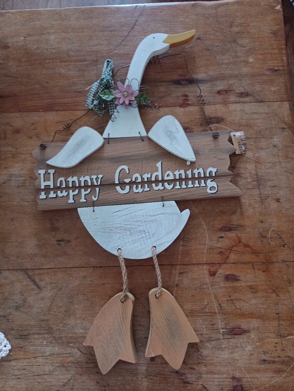 Happy Gardening Wooden Goose Wall Hanging - White & Brown